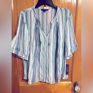 NWT woman’s 3/4 sleeve blouse size xl